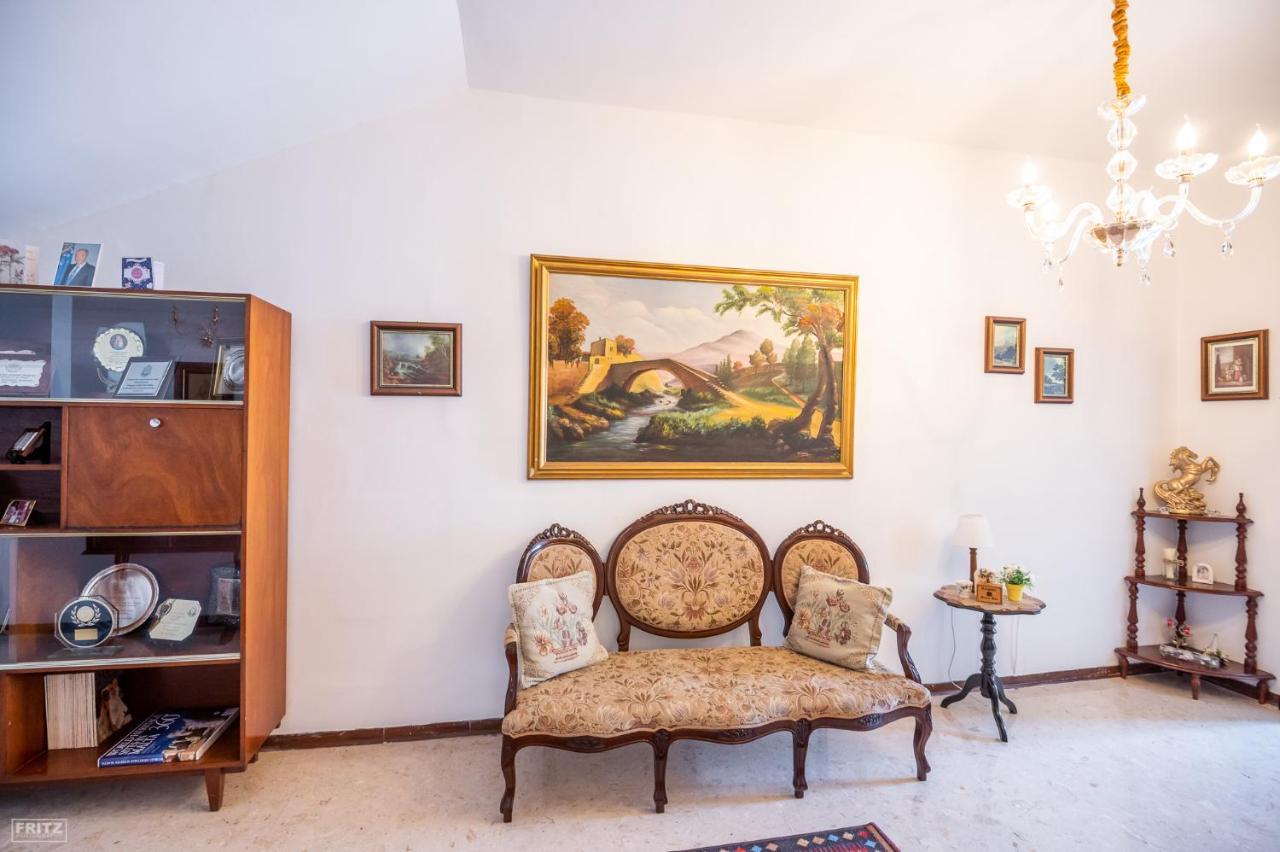 Close To Airport - Private Room With Private Bathroom Adults Only Gudja Exterior foto